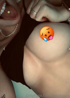 Grealisisters Nude Leaks OnlyFans Photo 36