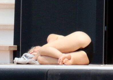 Gwyneth Paltrow Nude Leaks OnlyFans Photo 82