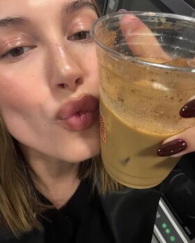 Hailey Baldwin Bieber