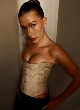 Hailey Baldwin Bieber