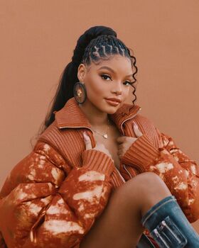 Halle Bailey Nude Leaks OnlyFans Photo 128