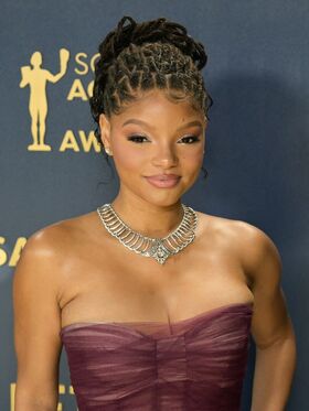 Halle Bailey Nude Leaks OnlyFans Photo 256