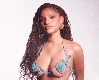 Halle Bailey Nude Leaks OnlyFans Photo 300