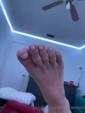 hang10toess Nude Leaks OnlyFans Photo 13