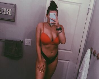 Hannah V Nude Leaks OnlyFans Photo 27