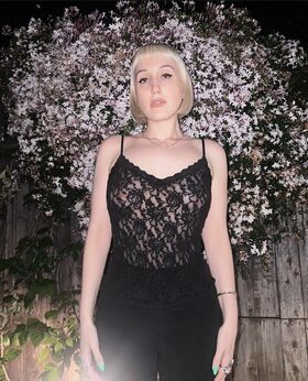 Harley Quinn Smith Nude Leaks OnlyFans Photo 29