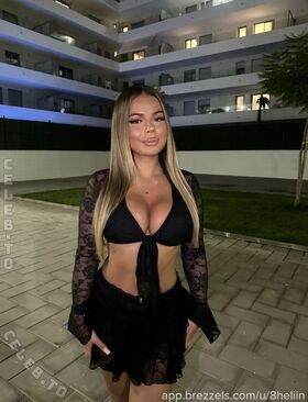 Helin Deli Nude Leaks OnlyFans Photo 17