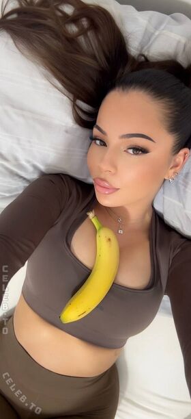 Helin Deli Nude Leaks OnlyFans Photo 31