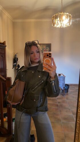 Hello__iris 유출된 누드 OnlyFans 사진 134