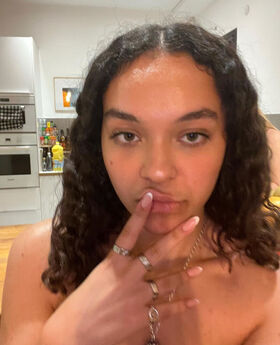 heyimrue_ Nøgne lækkede OnlyFans foto 15