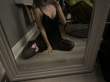 Hien Nude Leaks OnlyFans Photo 10