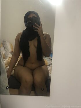 hijab-queen-free Nude Leaks OnlyFans Photo 48