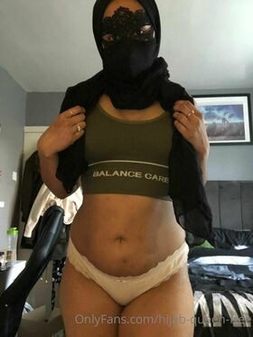 hijab-queen-free Nude Leaks OnlyFans Photo 52
