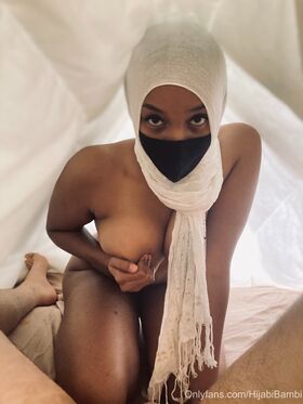 Hijabi Bambi Nude Leaks OnlyFans Photo 6