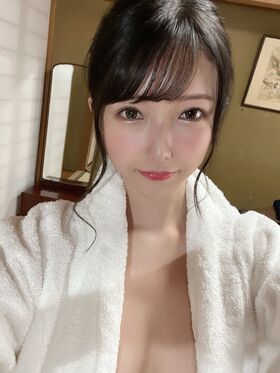 Hikaru Miyanishi Nude Leaks OnlyFans Photo 37