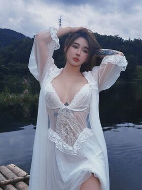 Hitomi Songyuxin
