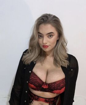 Hollie H Nude Leaks OnlyFans Photo 15