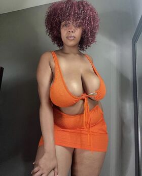 Holly B Nude Leaks OnlyFans Photo 5