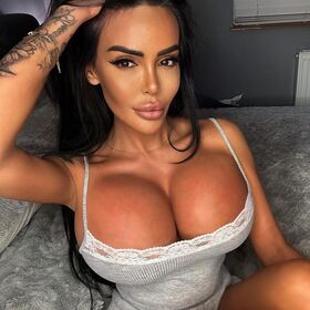 Holly James Nude Leaks OnlyFans Photo 9