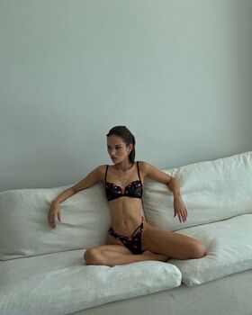 Holly Mueller Nude Leaks OnlyFans Photo 30
