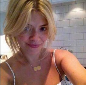 Holly Willoughby Nude Leaks OnlyFans Photo 55
