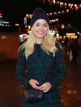 Holly Willoughby Nude Leaks OnlyFans Photo 414