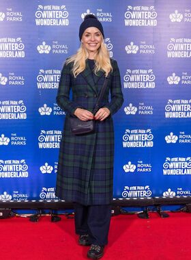 Holly Willoughby Nude Leaks OnlyFans Photo 416