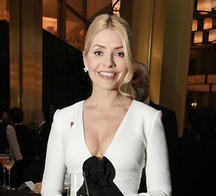 Holly Willoughby Nude Leaks OnlyFans Photo 438