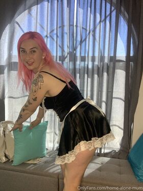 home-alone-mum Nude Leaks OnlyFans Photo 23