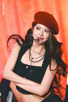 Hong Eunchae 홍은채 | LESSERAFIM