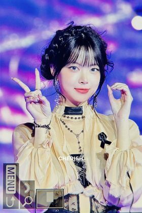 Hong Eunchae 홍은채