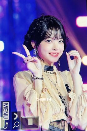 Hong Eunchae 홍은채