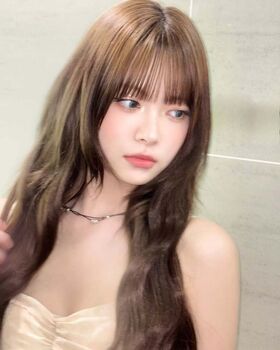 Hong Eunchae 홍은채