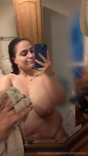hornythickwife2 Nude Leaks OnlyFans Photo 20