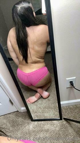 hotmomevie Nude Leaks OnlyFans Photo 47