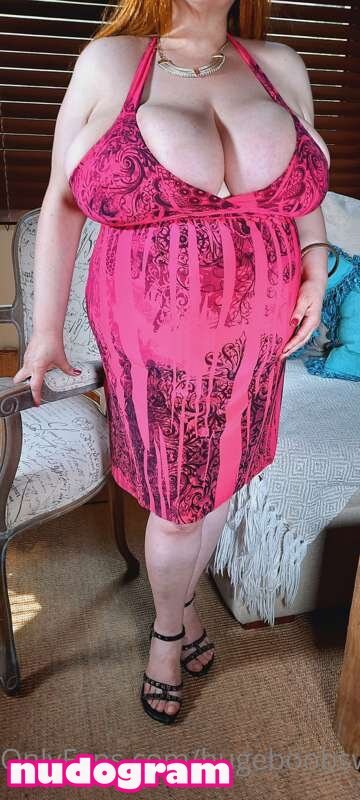 hugeboobswife
