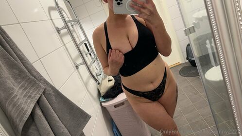 hunnybunny2226 Nude Leaks OnlyFans Photo 23