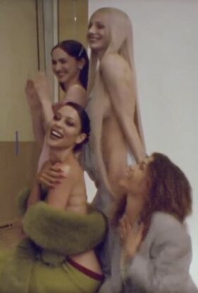 Hunter Schafer Nude Leaks OnlyFans Photo 412