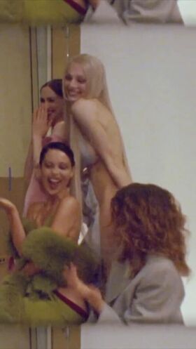 Hunter Schafer Nude Leaks OnlyFans Photo 413