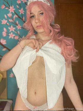 Hyuga Senpai Nude Leaks OnlyFans Photo 29