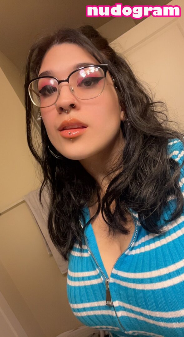 IiIjiggles Nude Content Leaks OnlyFans Photo