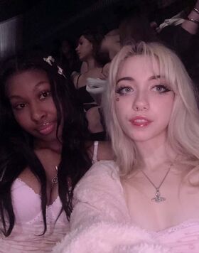 Iluvmeww Foto trapelata OnlyFans nuda 411