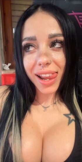 imviolet_ 裸露泄露OnlyFans照片 25