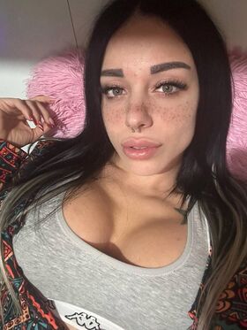 imviolet_ 裸露泄露OnlyFans照片 30