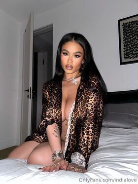 India Love Nude Leaks OnlyFans Photo 78