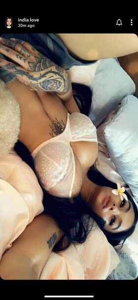 India Love Nude Leaks OnlyFans Photo 152