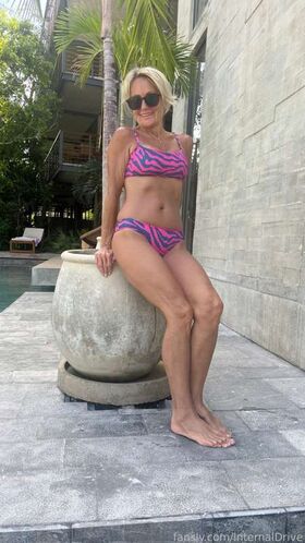 InternalDrive Dianne