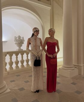 Iris Law รูป OnlyFans เปลือยรั่วไหล 246