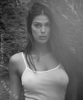 Iris Mittenaere Nude Leaks OnlyFans Photo 137