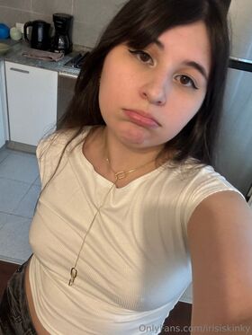 irisiskinky Nahé uniklé OnlyFans foto 2